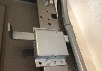 Lehi UT Locksmith Store Lehi, UT 801-615-2942 - 9-Garage-Door-Locks